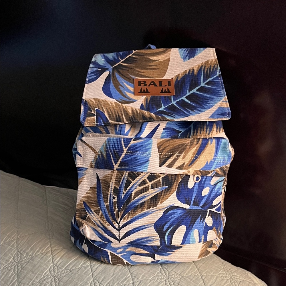 🌺BALI Blue & Tan Tropical Leaf Print Backpack - Actual Souvenir from Bali 🌺